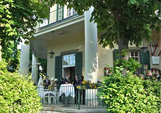 Restaurant Lusthaus Terrasse Gastgarten Schanigarten Wien Prater